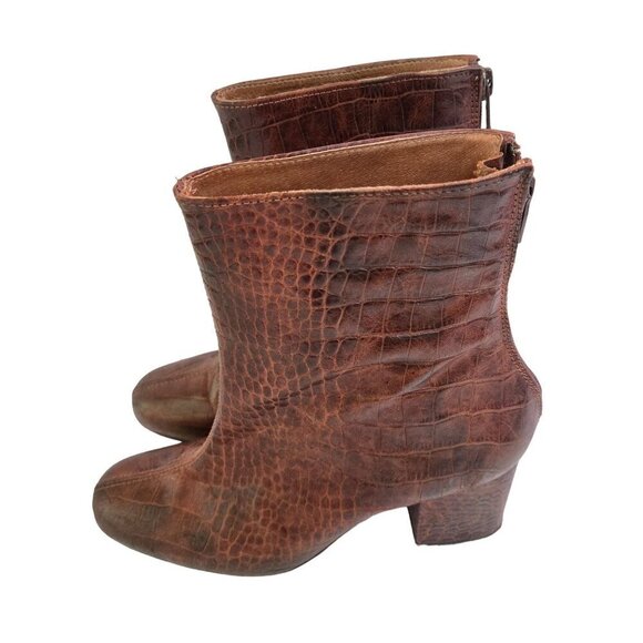 Free People Cecile Brown Croc Embossed Leather Block Heel Booties Size 37/6.5 - Picture 2 of 12